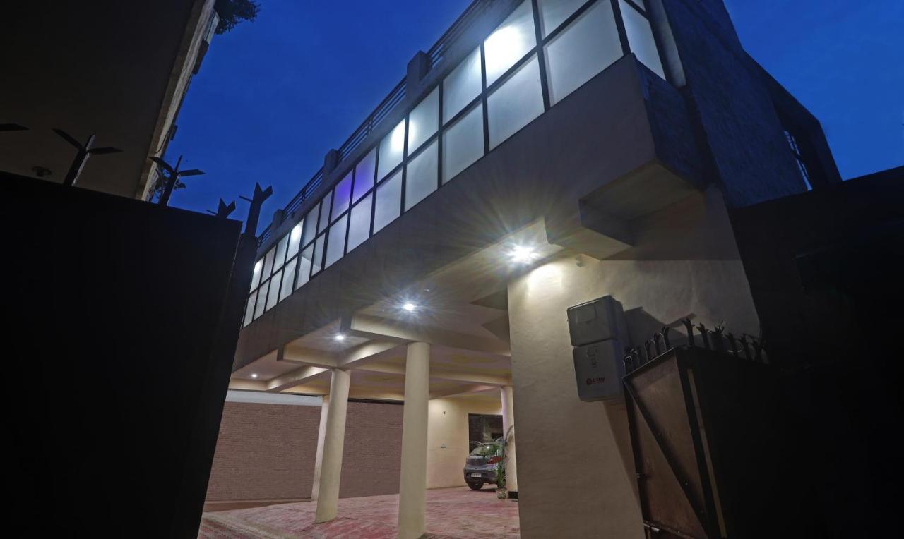 Itsy By Treebo - Albie Stay Inn Chandigarh Exterior photo